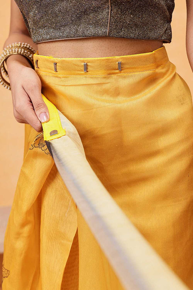 Yellow Animal Printed Cotton Blend Ready to Wear Saree