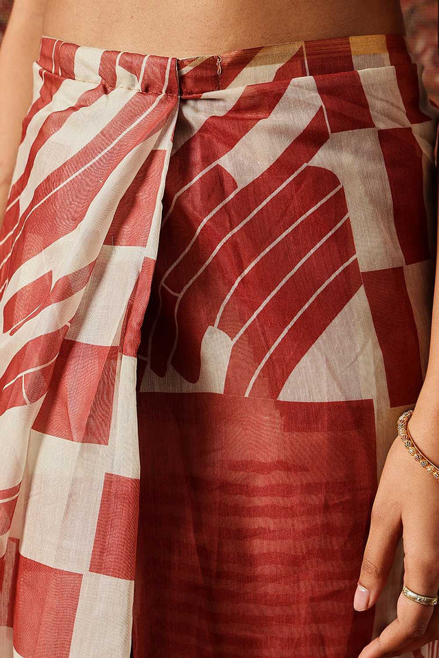 Maroon Abstract Printed Cotton Blend Ready to Wear Saree