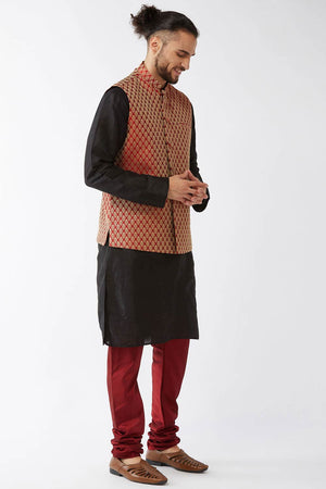Men's Blended Silk Woven Kurta Set in Black - 40