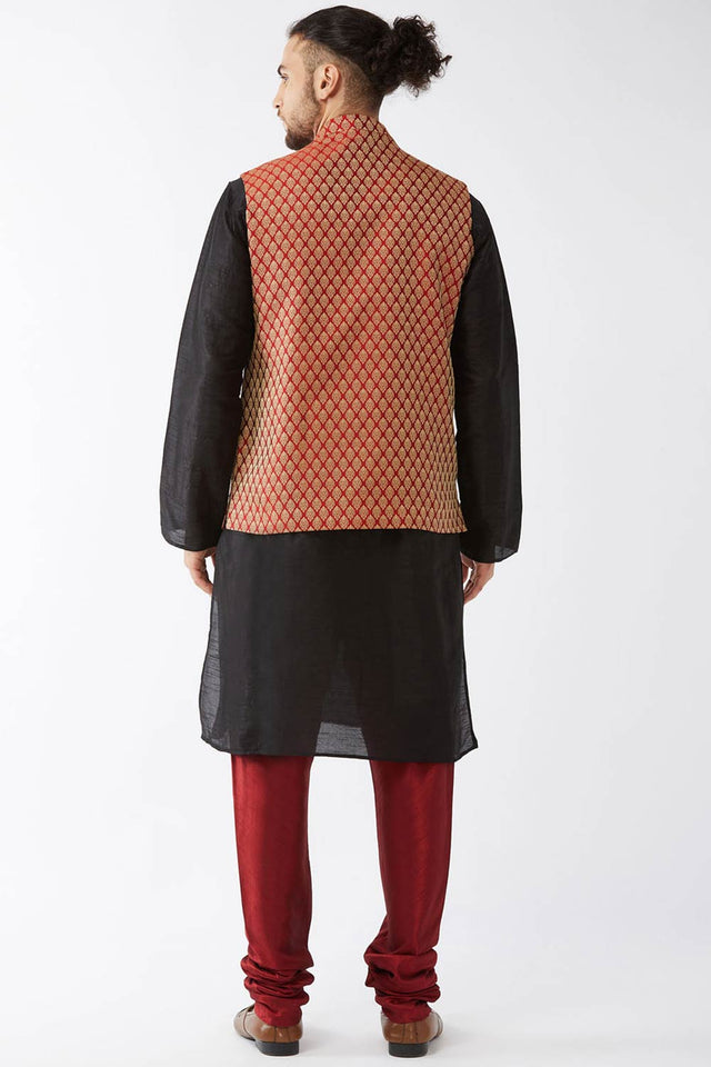 Men's Blended Silk Woven Kurta Set in Black - 40