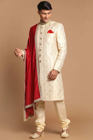 Men's Beige And Gold Silk Blend Embroidered Brocade Sherwani Set With Maroon Dupatta - 42