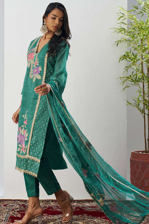 Green Floral Embroidered Organza Kurti Pant Set (alizeh ehsaas-8006)