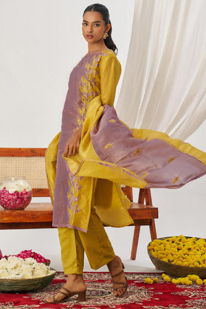 Yellow Embroidered Organza Kurti Pant Set (alizeh phool-8027)