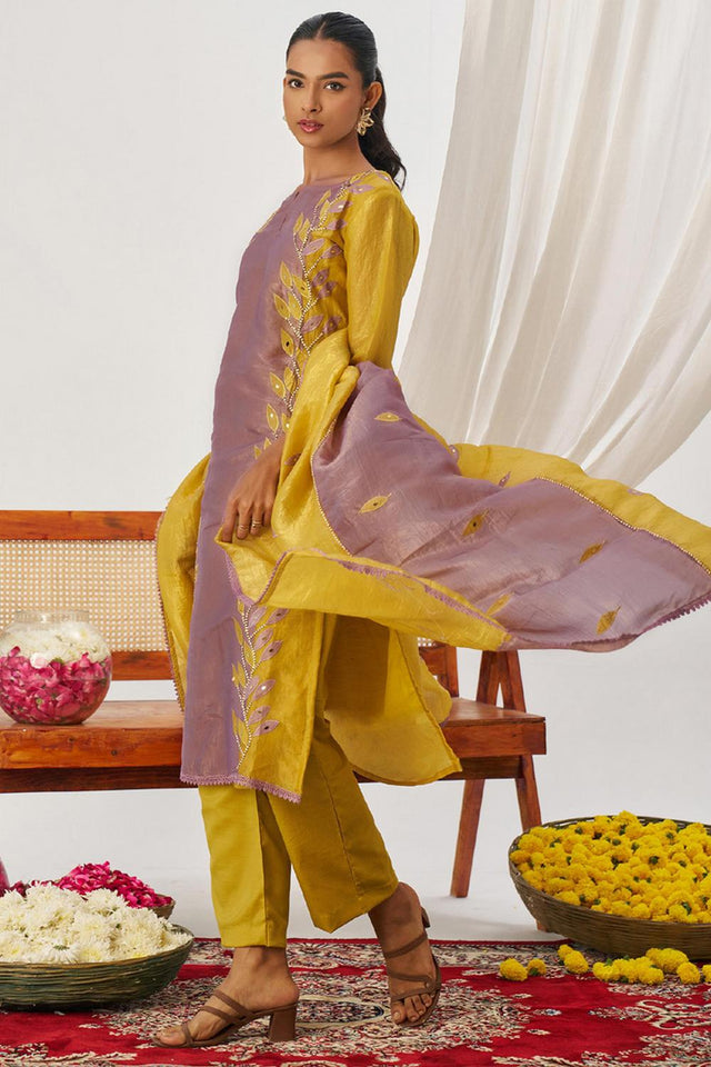 Yellow Embroidered Organza Kurti Pant Set (alizeh phool-8027)