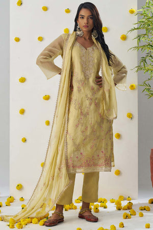 Yellow Embroidered Organza Straight Cut Suit Set (alizeh raag-8012)