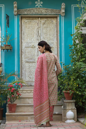 Cotton Green Floral Printed Straight Kurti Pant Dupatta Set