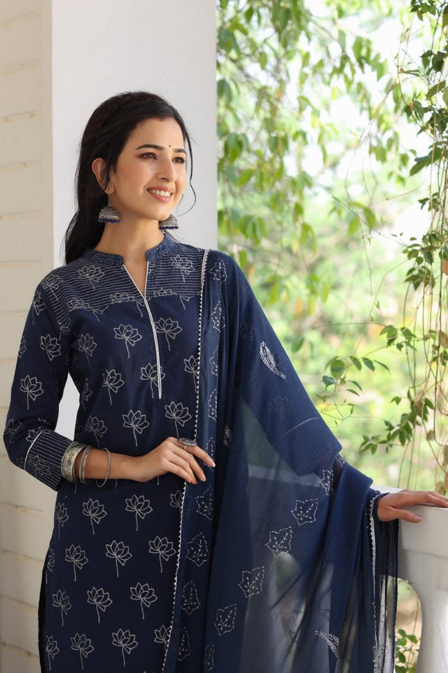Navy Blue Floral Printed Kurti With Palazzos With Dupatta