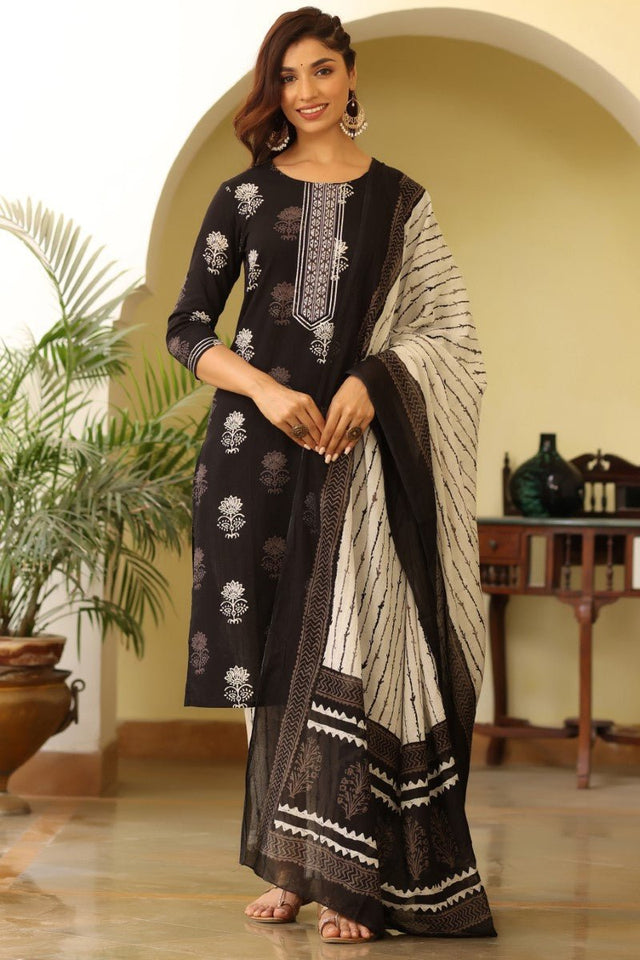 Black And White Printed Kurta With Trousers And Dupatta
