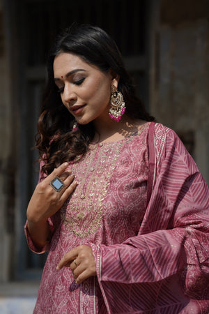 Pink Silk Blend Bandhani Print Embroidered Straight Suit Set