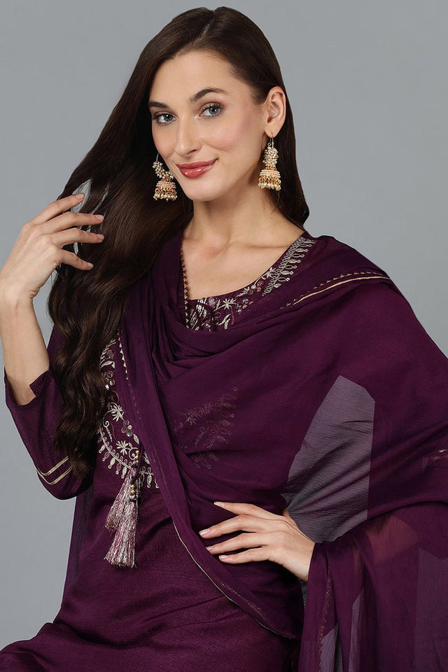 Purple Silk Blend Embroidered Straight Kurti Pant With Dupatta