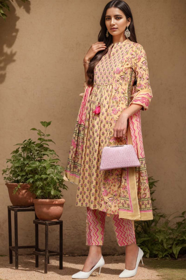 Cream Cotton Printed Flared Suit Set (N2ZVKSKD1966-S)
