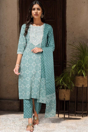 Green Cotton Bandhani Printed Straight Suit Set