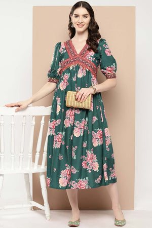 Women's Green Silk Printed Dress
