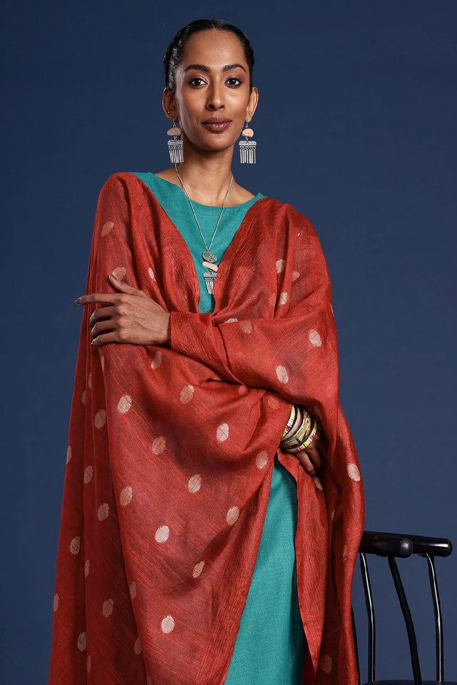 Women's Maroon Silk Blend Dupatta (VAMMMB3I1765)