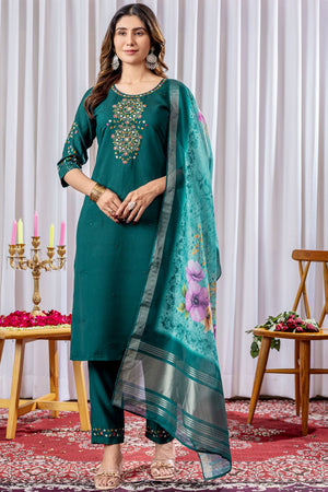 Green Floral Embroidered Viscose Kurti Pant Set (iva-111-Green)