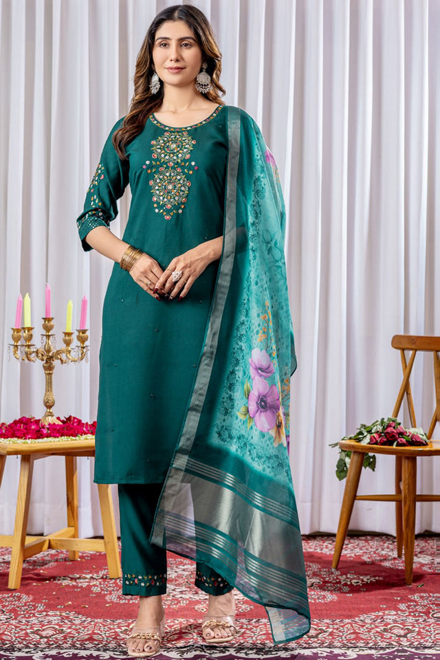 Green Floral Embroidered Viscose Kurti Pant Set (iva-111-Green)