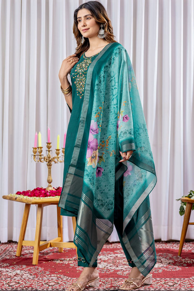 Green Floral Embroidered Viscose Kurti Pant Set (iva-111-Green)