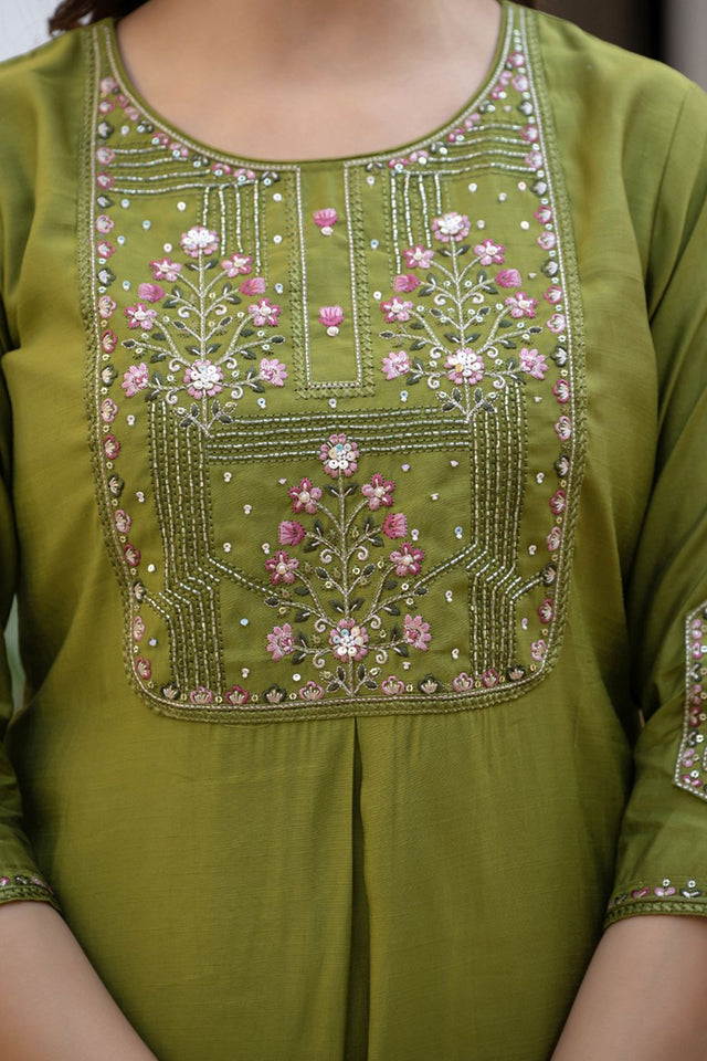 Green Sequin with Floral Embroidered Viscose Kurti Pant Set (iva-144-Green)