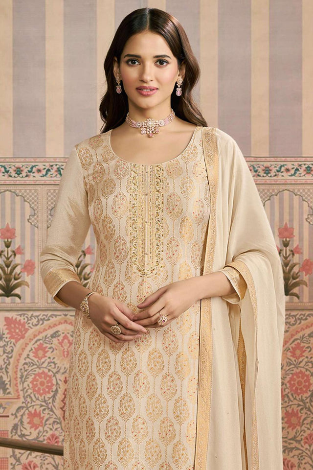 Off White Embroidered Jacquard Kurti Pant Set