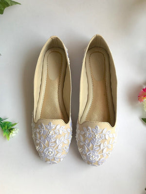Women's Soft Faux Leather Loafers In Cream