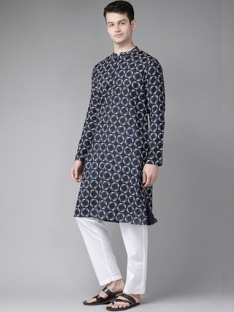 Buy Men's Navy Blue Cotton Geometric Printed Straight Kurta Online - Front