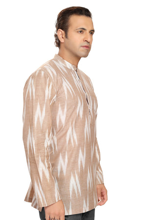Men's Blended Cotton Short Kurta Top In Beige