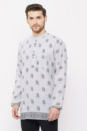Men's Blended Cotton Short Kurta Top In Light Grey
