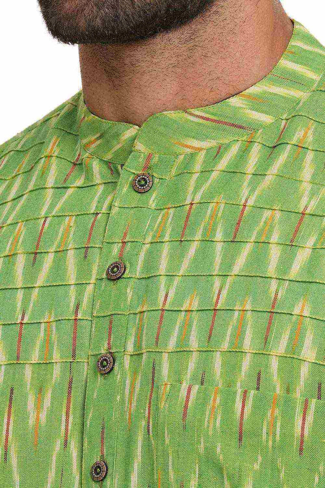 Men's Light Green Cotton Ikkat Weave Short Kurta