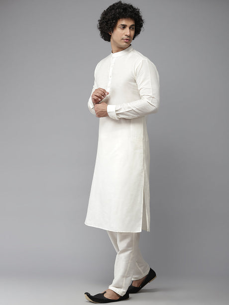 Buy Men's Off-White Silk Jacquard Woven Design Kurta Pajama Jacket Set Online - Back