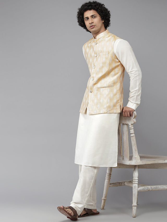 Buy Men's Off-White Silk Jacquard Woven Design Kurta Pajama Jacket Set Online - Front
