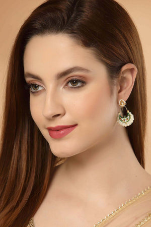 Green And White Gold-Plated Kundan And Pearls Dangler Earring