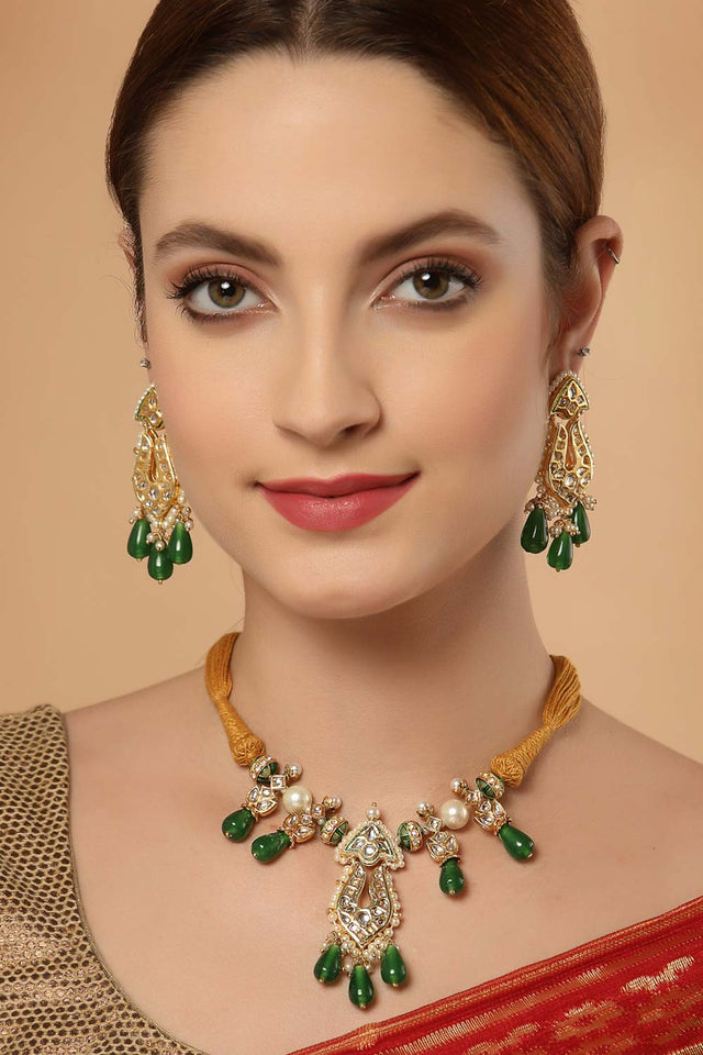 Green And White Gold-Plated Kundan And Pearls Dangler Earring