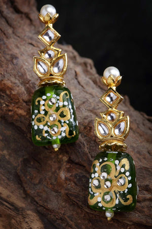 Green And White Gold-Plated Kundan And Pearls Dangler Earring