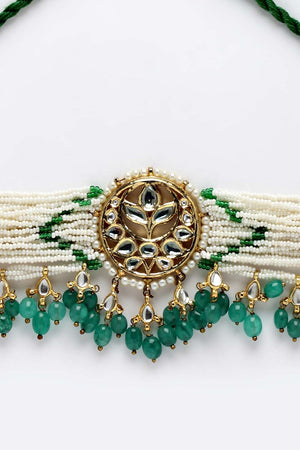 Green And White Gold-Plated Kundan And Pearls Necklace