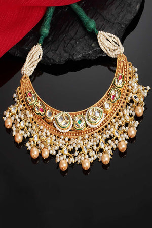 White And Gold Kundan And Pearls Choker Necklace