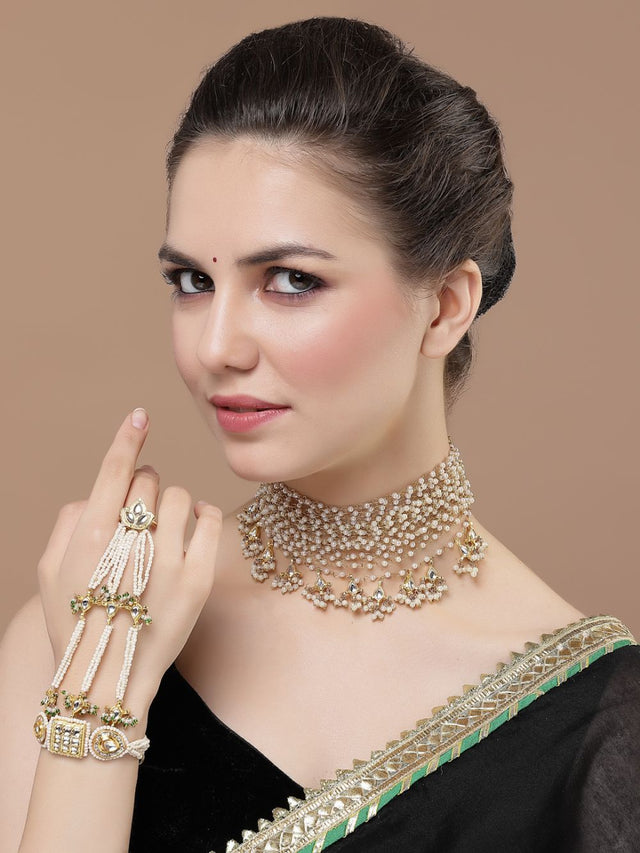 Green And Peach Choker Necklace With Kundan And Pearls