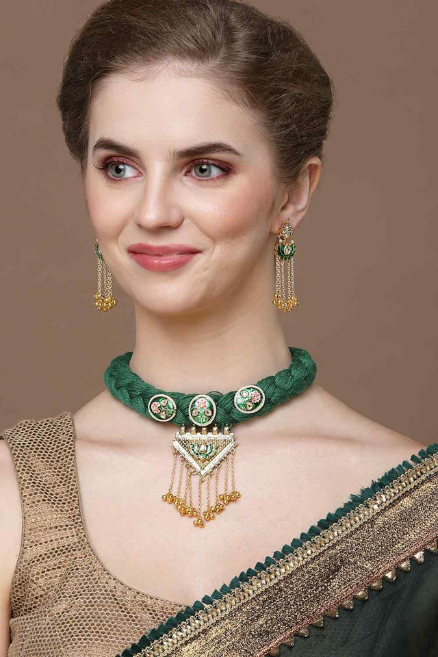 Green And Gold Choker Necklace Kundan And Pearls