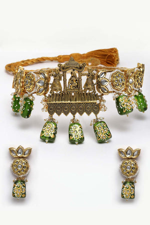 Green And White Gold-Plated Kundan And Pearls Jewelry Set