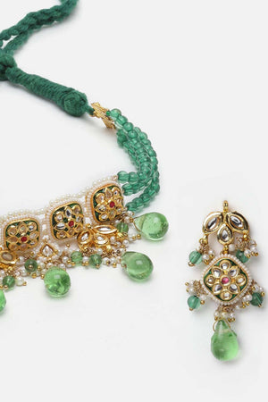 Green And White Kundan And Pearls Necklace And Earring Set