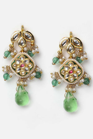 Green And White Kundan And Pearls Necklace And Earring Set