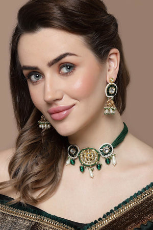 Green And Gold Necklace With Earring Jewelry Set With Kundan And Pearls