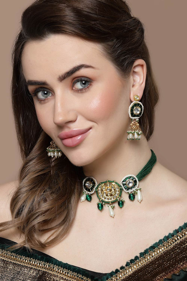 Green And Gold Necklace With Earring Jewelry Set With Kundan And Pearls