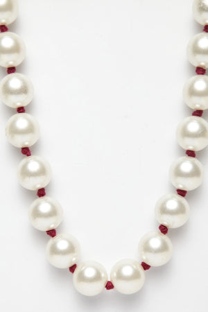 Women's Metal Necklace In White