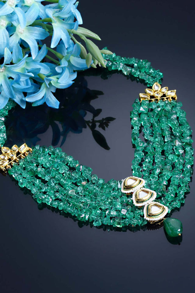 Green And White Gold-Plated Kundan And Pearls Necklace