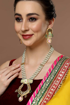 Green And White Kundan And Pearls Haar Necklace