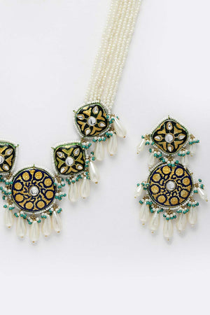 Blue And White Gold-Plated Kundan And Pearls Jewelry Set