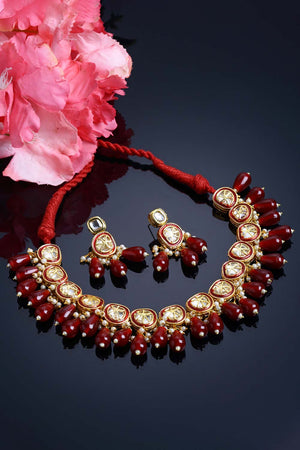 Red And Cream Gold-Plated Kundan And Pearls Jewelry Set