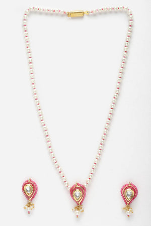 Pink And Gold Necklace With Earring Jewelry Set With Kundan And Pearls