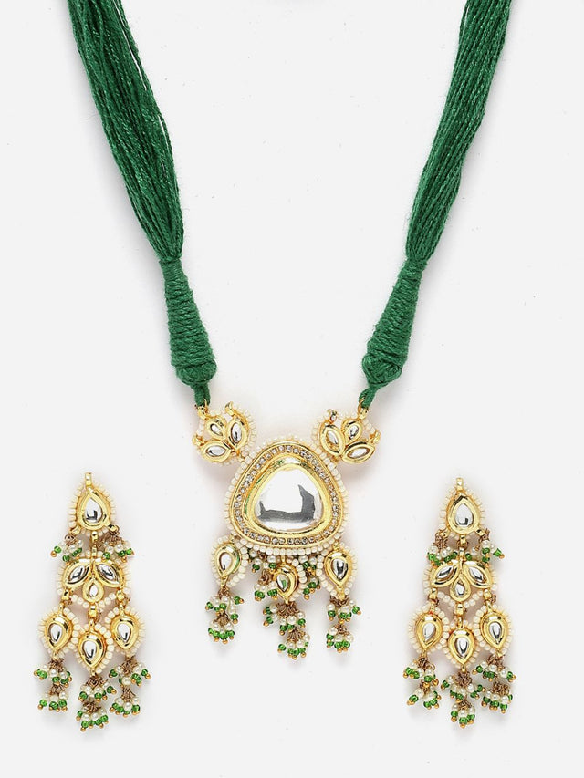 Green And Gold Necklace With Earring Jeweler Set With Kundan And American Diamonds