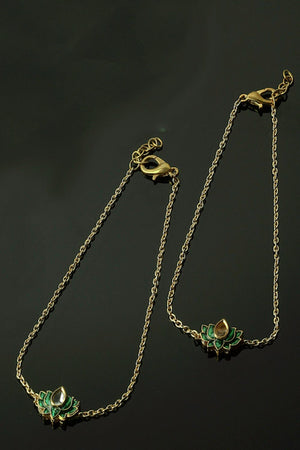 Green And Gold Adjustable Anklet With Kundan And Pearls (DGOF23003)